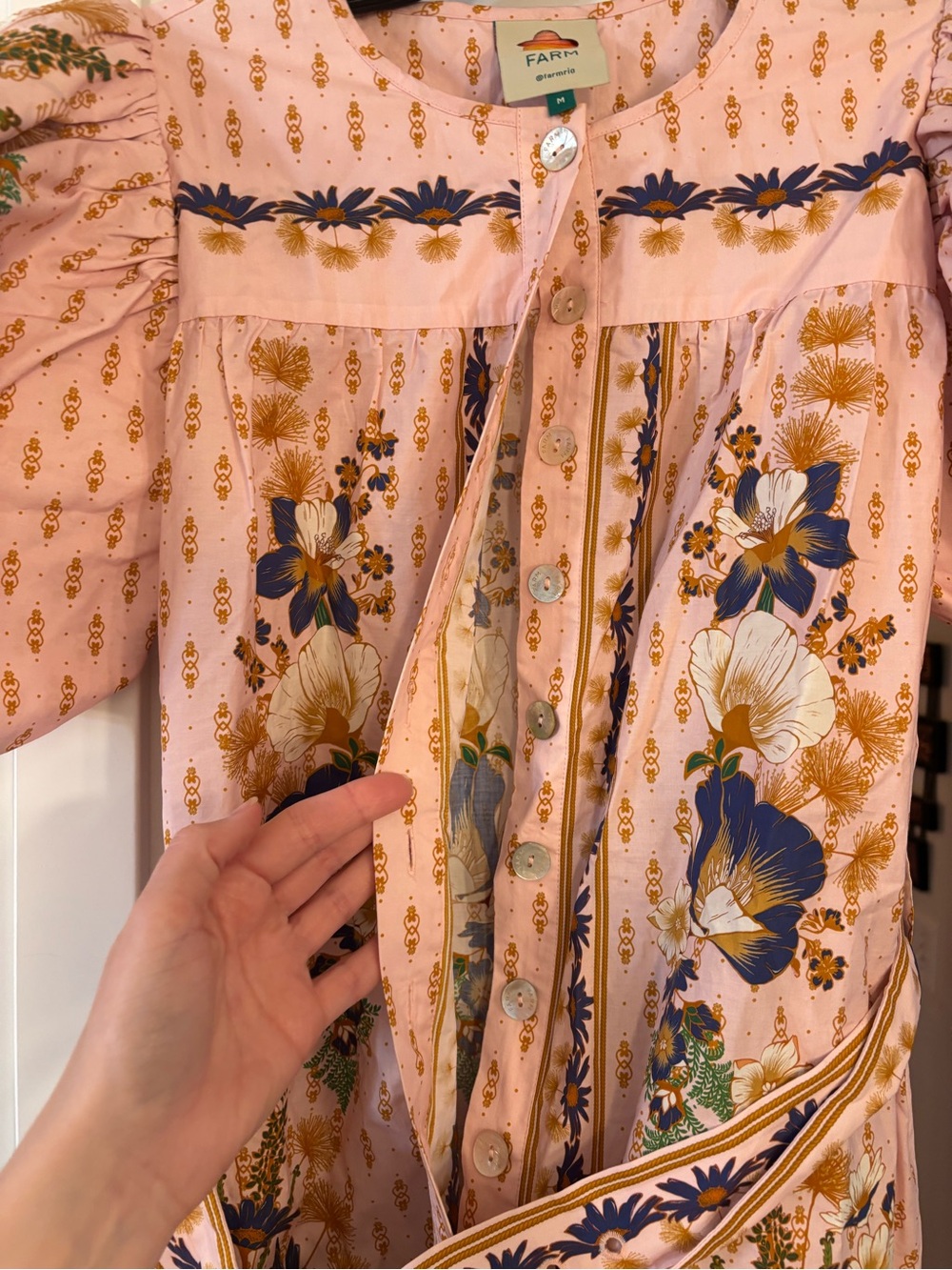 new Farm Rio the dream garden mini dress in pink floral print - Picture 5 of 11